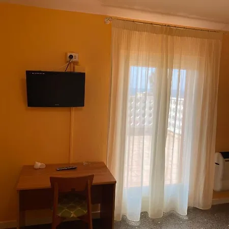 Hotell Ines 2*