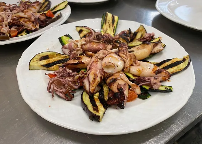 Отель Ines Варацце